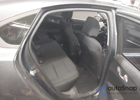 2021 Kia Forte Fe from USA, damaged, VIN 3KPF24AD5ME368619